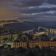 1280px-Napoli_Alba Неаполь